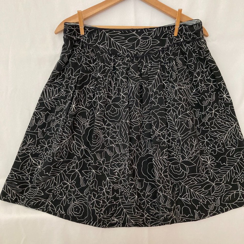A-line skirt black and white Anthropologie size 8
